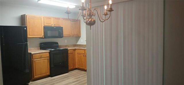 757 Crestwell Circle SW, Atlanta, GA 30331