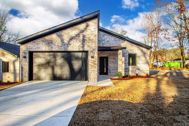 2100 Junior Deputy Road, Little Rock, AR 72205