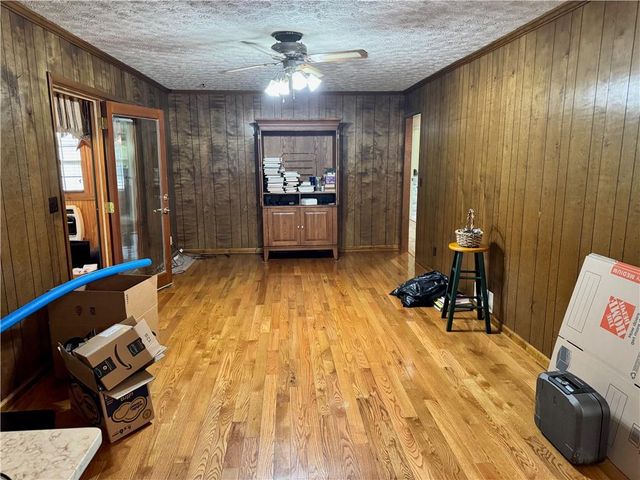 3091 Browns Bridge Road, Gainesville, GA 30504