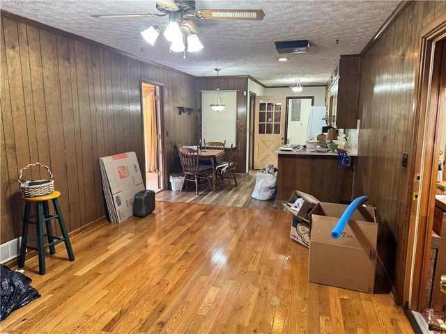 3091 Browns Bridge Road, Gainesville, GA 30504