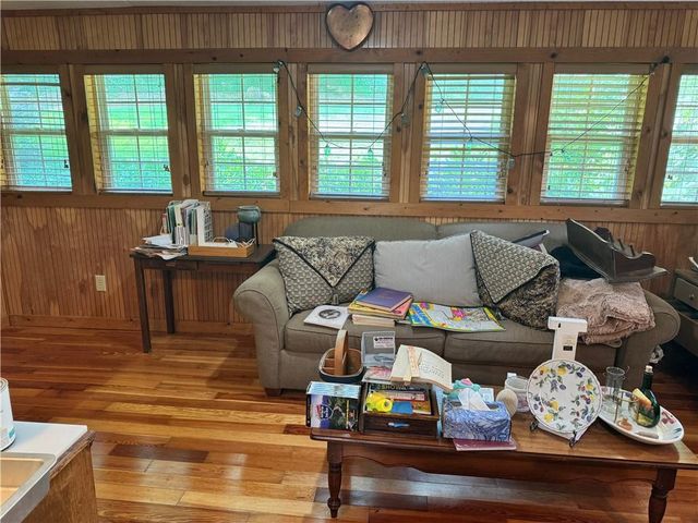 3091 Browns Bridge Road, Gainesville, GA 30504
