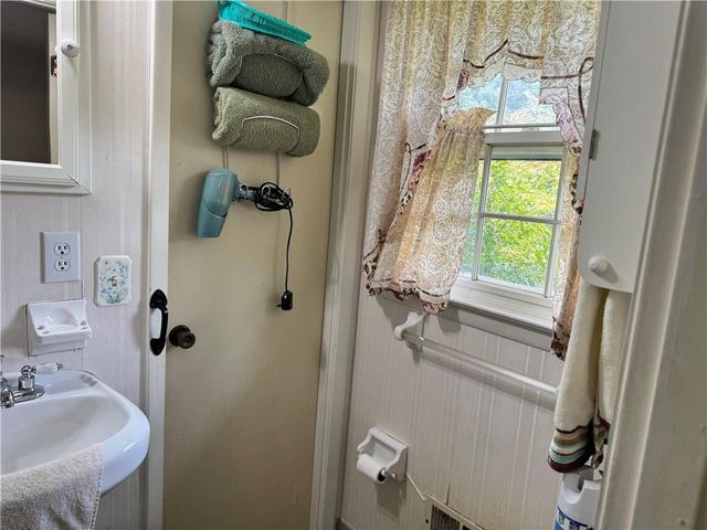 3091 Browns Bridge Road, Gainesville, GA 30504