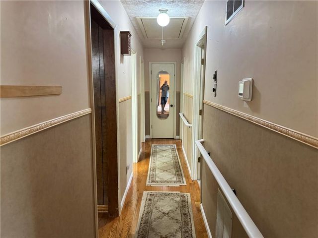 3091 Browns Bridge Road, Gainesville, GA 30504