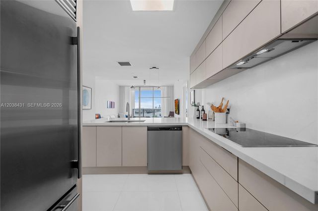 900 Biscayne Boulevard 2302, Miami, FL 33132