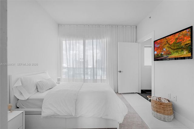900 Biscayne Boulevard 2302, Miami, FL 33132
