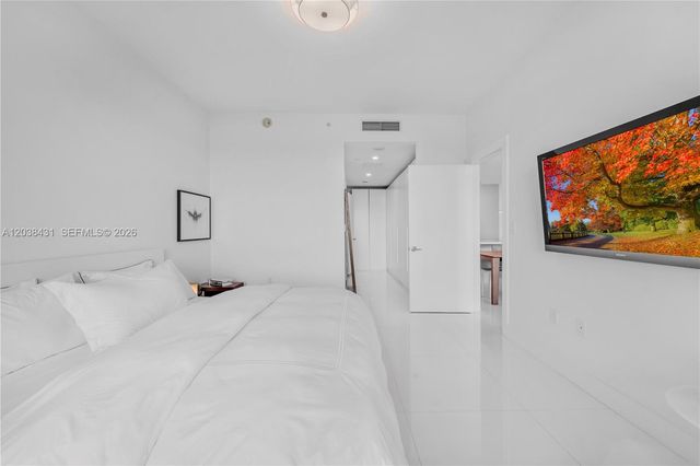 900 Biscayne Boulevard 2302, Miami, FL 33132
