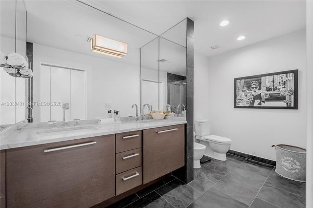 900 Biscayne Boulevard 2302, Miami, FL 33132