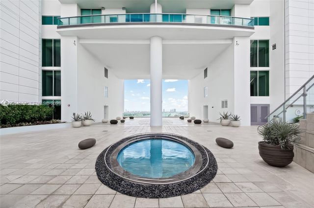 900 Biscayne Boulevard 2302, Miami, FL 33132