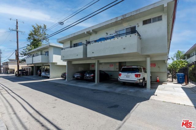 3344 Mentone Avenue, Los Angeles, CA 90034