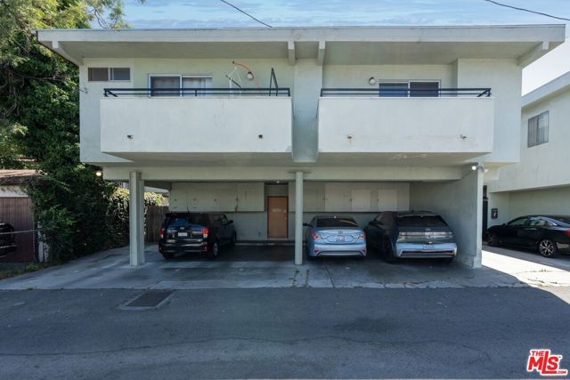 3344 Mentone Avenue, Los Angeles, CA 90034