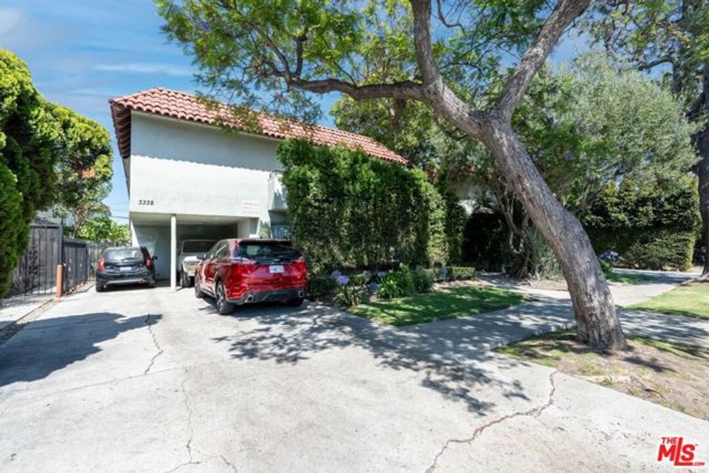 3344 Mentone Avenue, Los Angeles, CA 90034