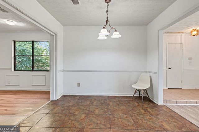 6430 Beethoven Circle, Riverdale, GA 30296