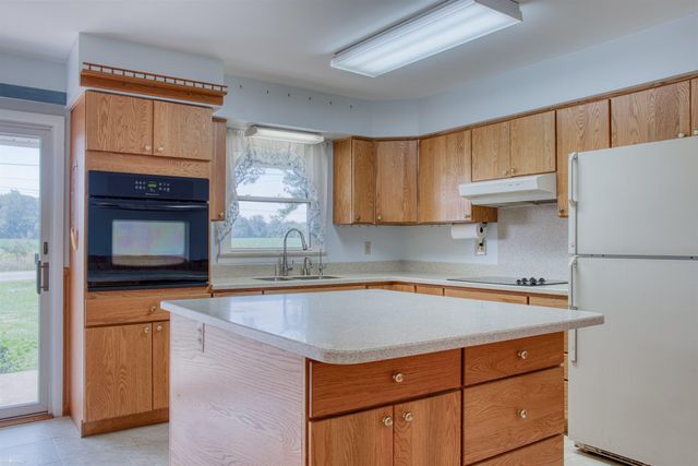 2470 Lyons Road, Caledonia Twp, MI 48867