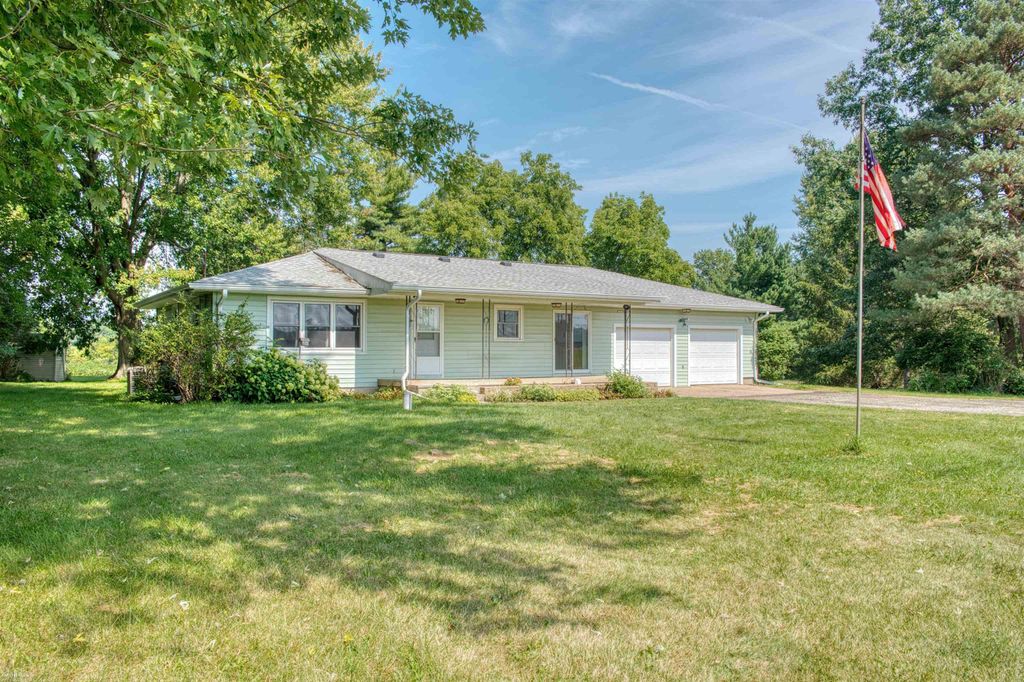 2470 Lyons Road, Caledonia Twp, MI 48867