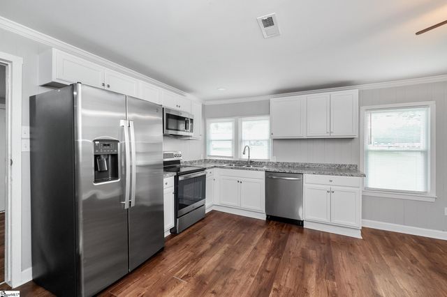 304 Cherry Street, Belton, SC 29627