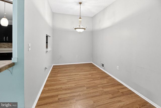 19 HEMLOCK CT, Hamilton, NJ 08619