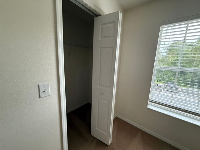 8511 TRAIL WIND DRIVE, Tampa, FL 33647