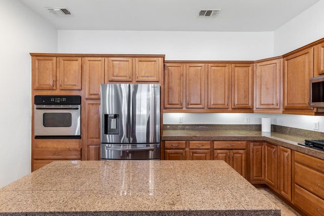 78680 Alliance Way, Palm Desert, CA 92211