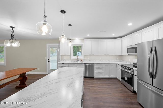 6388 Weckerly Road, Whitehouse, OH 43571