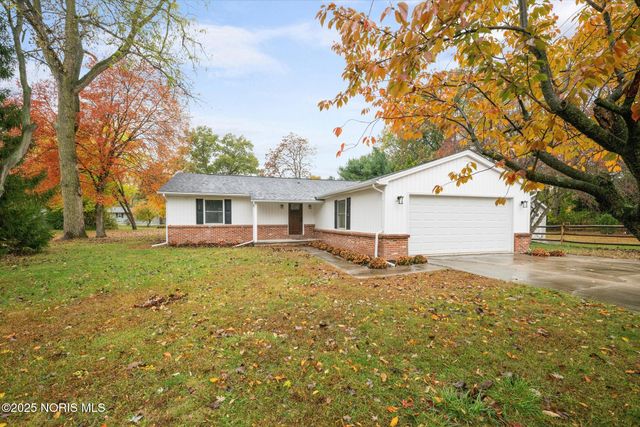 6388 Weckerly Road, Whitehouse, OH 43571