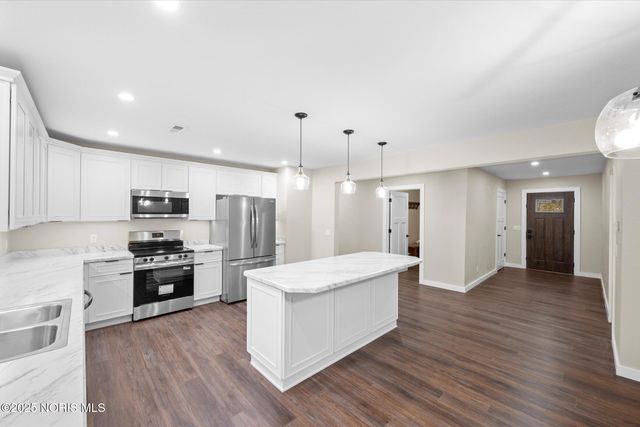 6388 Weckerly Road, Whitehouse, OH 43571