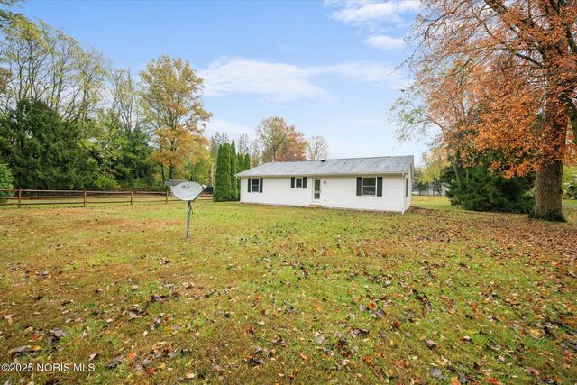 6388 Weckerly Road, Whitehouse, OH 43571