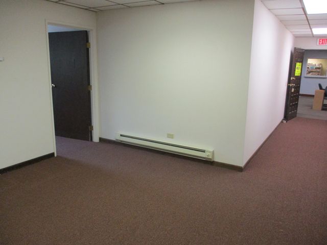 3510 Hobson Road, Woodridge, IL 60517