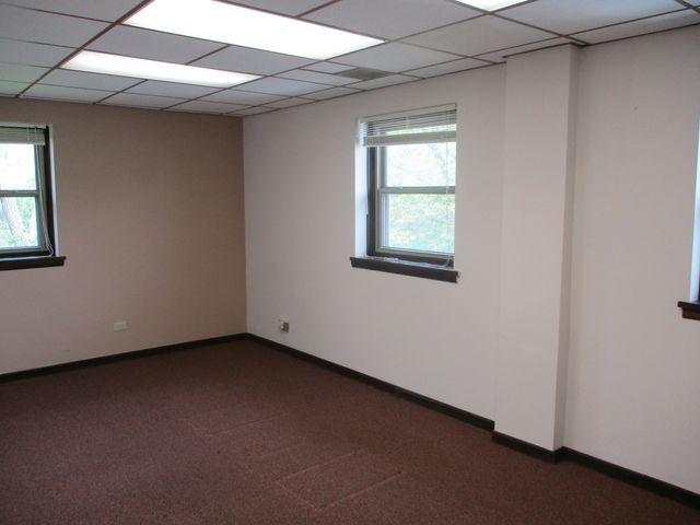 3510 Hobson Road, Woodridge, IL 60517
