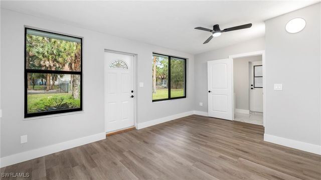 250 17th ST NW, Naples, FL 34120