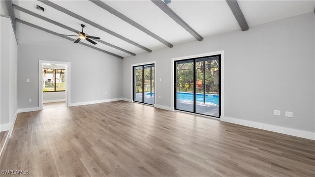 250 17th ST NW, Naples, FL 34120