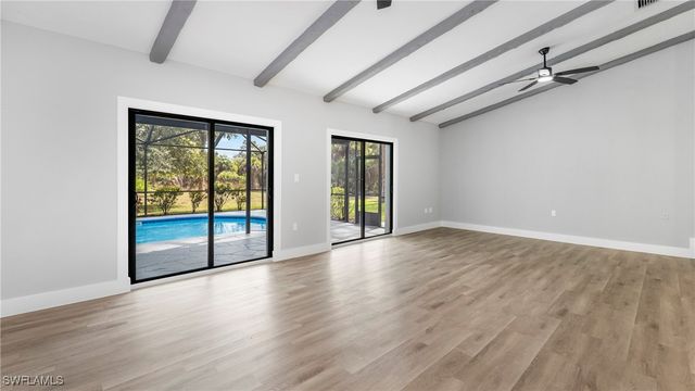 250 17th ST NW, Naples, FL 34120