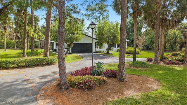 250 17th ST NW, Naples, FL 34120
