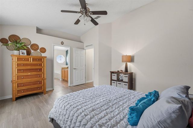 1021 OSPREY COVE CIRCLE, Groveland, FL 34736