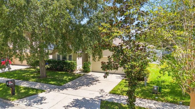 1021 OSPREY COVE CIRCLE, Groveland, FL 34736