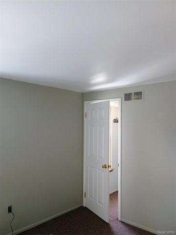 6839 New Providence Way, Canton, MI 48187