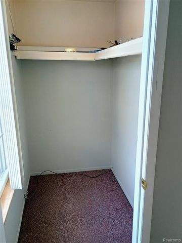 6839 New Providence Way, Canton, MI 48187