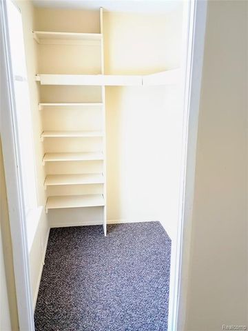 6839 New Providence Way, Canton, MI 48187