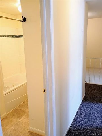 6839 New Providence Way, Canton, MI 48187