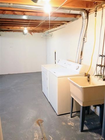 6839 New Providence Way, Canton, MI 48187