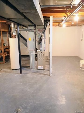 6839 New Providence Way, Canton, MI 48187