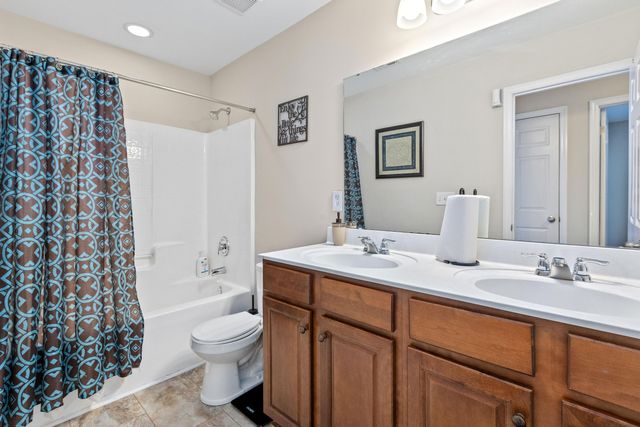 160 Pavilion Street, Summerville, SC 29483