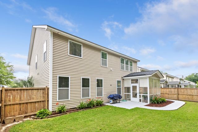 160 Pavilion Street, Summerville, SC 29483