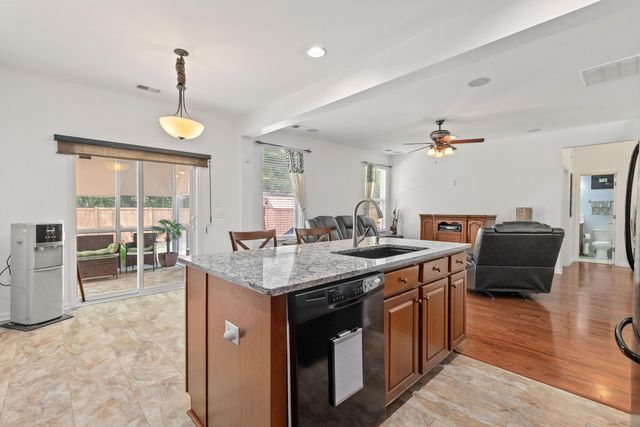 160 Pavilion Street, Summerville, SC 29483