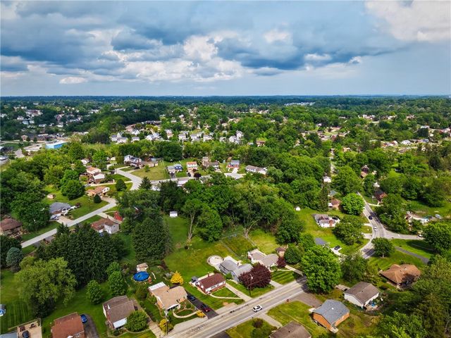941 Logan Rd, Bethel Park, PA 15102