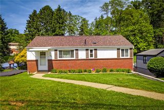 941 Logan Rd, Bethel Park, PA 15102