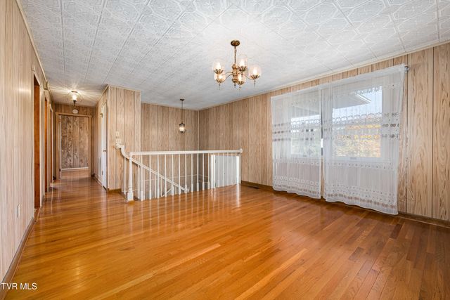 313 Milburn Avenue, Kingsport, TN 37660