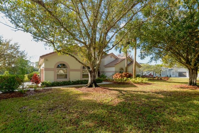 1414 SW Osprey Cove, Port St. Lucie, Port St Lucie, FL 34986