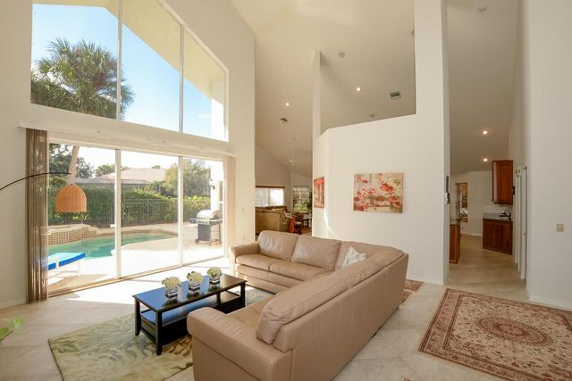 1414 SW Osprey Cove, Port St. Lucie, Port St Lucie, FL 34986