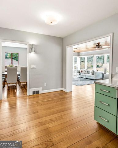 430 W Parkwood Road, Decatur, GA 30030