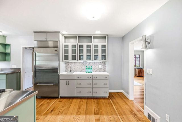 430 W Parkwood Road, Decatur, GA 30030